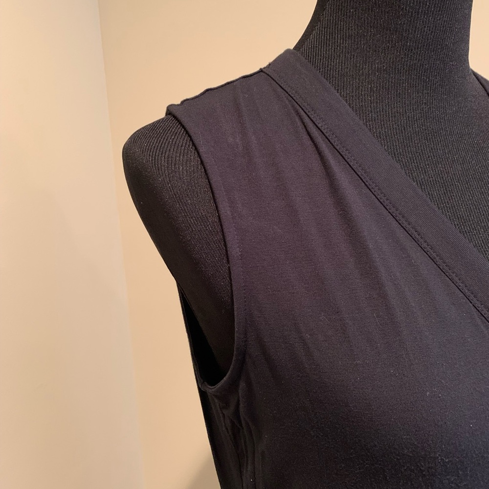 Banana Republic black sleeveless midi dress